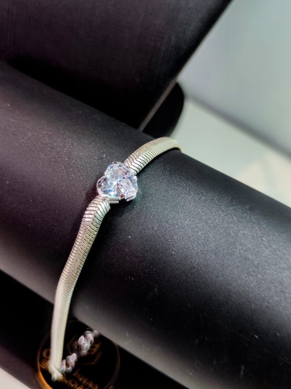 Pulseira Malha Snake com Coração Zirconia - Banho Triplo Prata 950 - Image 2