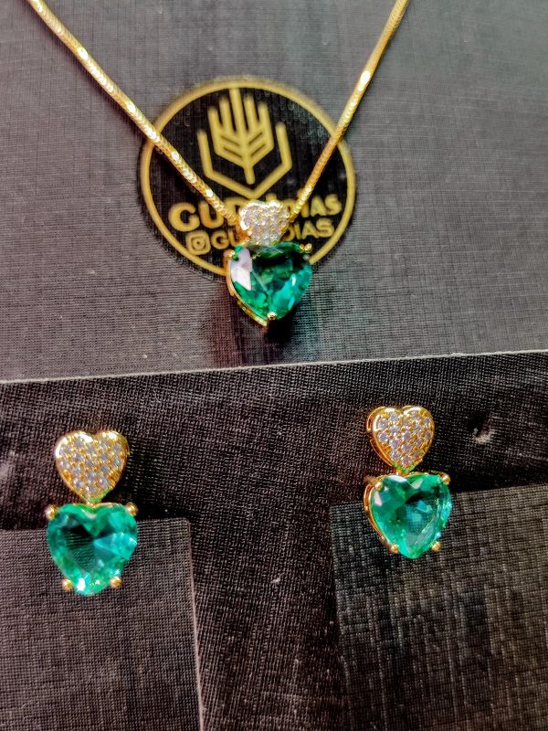 Conjunto Coração Duplo Zirconia Cristal e Verde Grande + Brinco - Banho Triplo Ouro 18K - Image 7